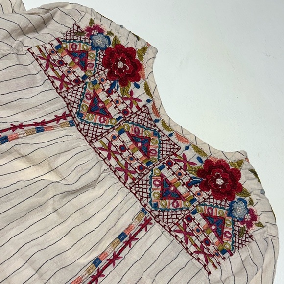 Johnny Was Chrysalis V-Neck Striped Cotton Blouse Embroidered Cream Medium EUC - Picture 3 of 15